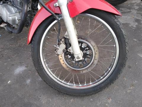 Par de roda + pneu fan/Titan 150cc