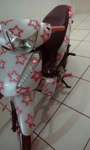 Vendo Moto file Toda revisada com camisa de biz - 2016