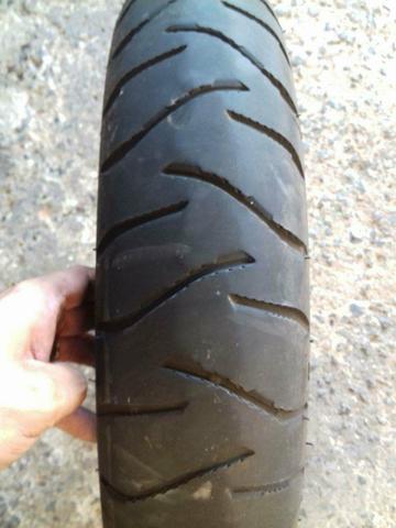 Pneu dianteiro 120/70/R19 Michelin