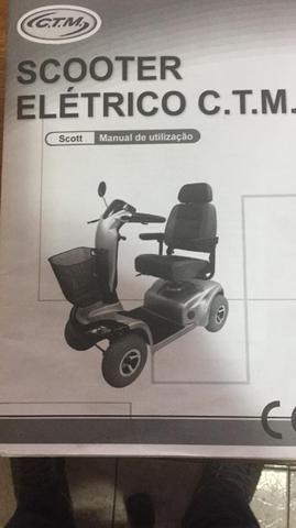 Scooter motorizado elétrico - 2017
