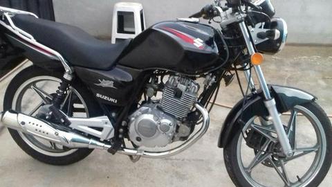 Moto szuki yes 125 2010 fina 3.300.00 - 2010