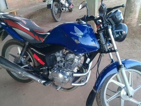 Vendo uma moto - 2010