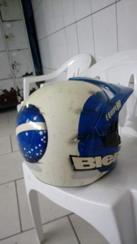 Capacete Bieffe 56 veste 58 modelo BR em bom estado Parcelo no cartão