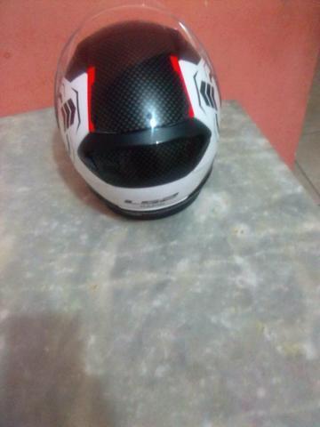 Capacete ls2 dois meses de uso