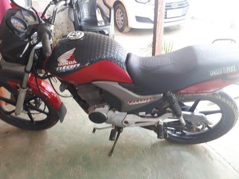 Vendo ou troco por biz moto titan 2013 5 mil - 2013