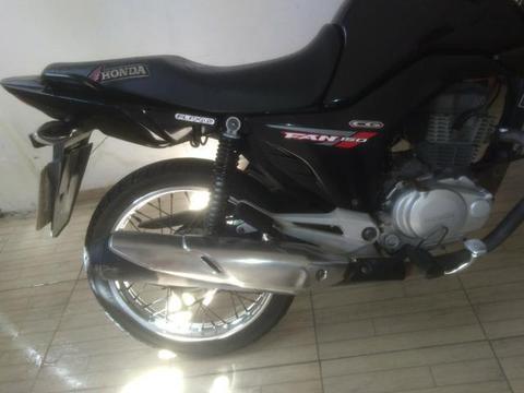 Fan 150 bem conservada único dono - 2014