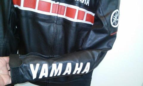 Jaqueta Yamaha couro legitimo