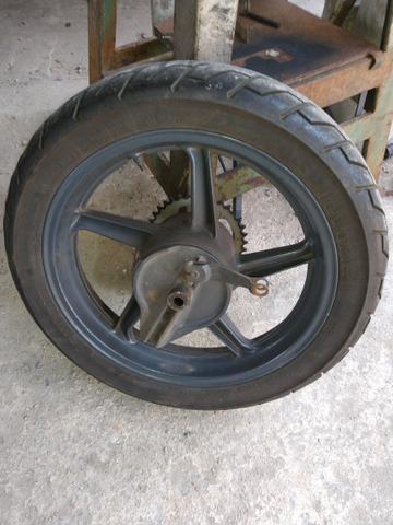 Roda Twister completa com pneu