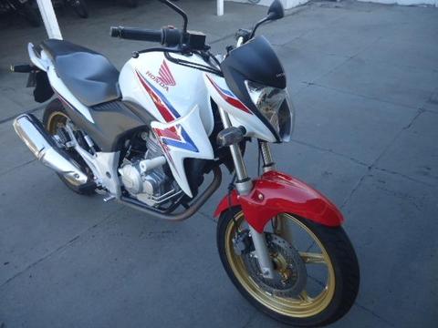 Cb 300 2015 - 2015