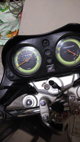 Vendo moto titan 150 partida elétrica - 2010