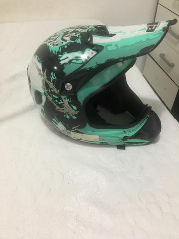 Capacete de moto ebf