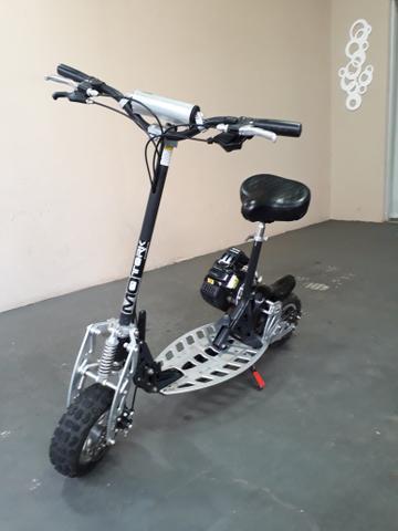 Scooter 2 Marchas MOTORK 50CC - 2019