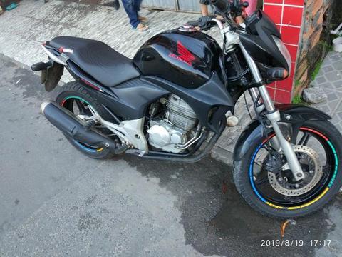 Cb 300 - 2011
