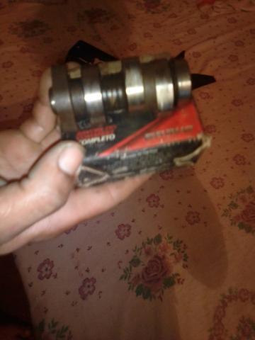 Vende-se um par da Fan 2014/2015 e com comando bravo da Titan 150