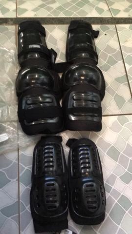 Kit tornoseleira e cotoveleira