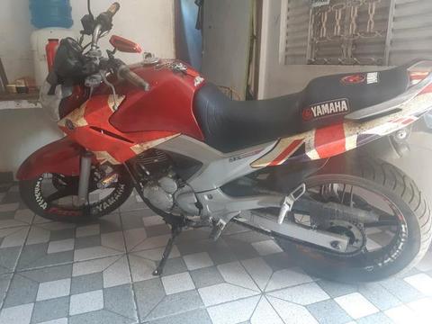 Fazer 250 linda - 2012