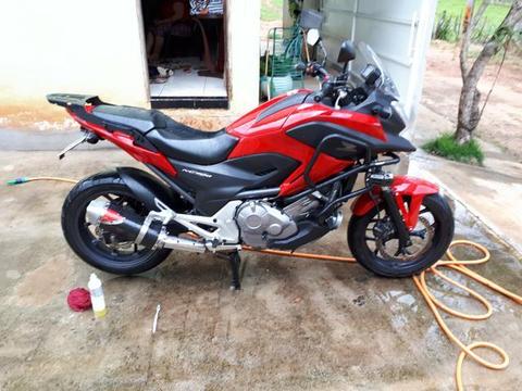 NC 700x com assessórios - 2013