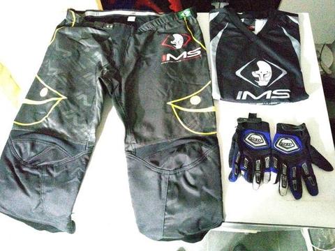 Equipamento motocross / trilha com bota