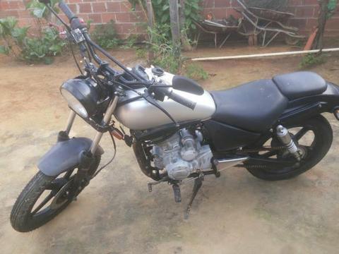 Vendo ou troco uma moto Dafra 2008 atrasada - 2008