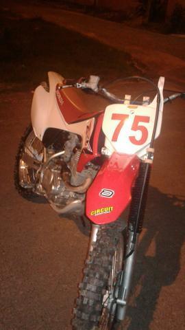 Vendo esta CRF 230 - 2011