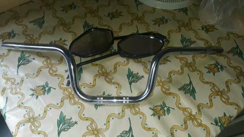 Vendo um retrovisor e um guidon original os dois por 120