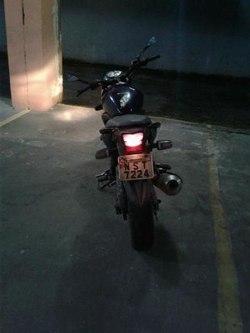 Procurase cb 300 azul placa nst 7224 - 2011