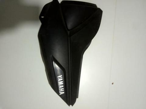 Tampa lateral fazer 150