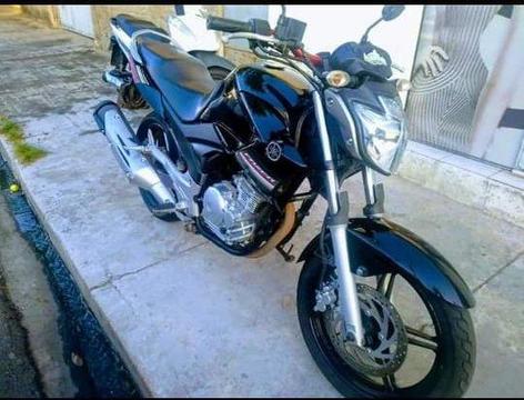 Moto Yamaha FAZER 2014 - 2014