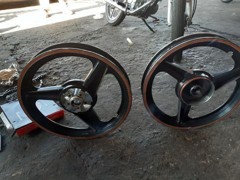 Vende um par de roda da 150 2008