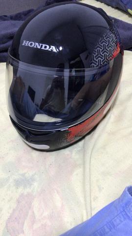 Capacete seminovo
