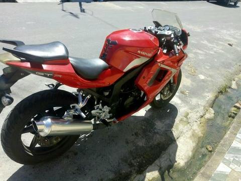 Comet - GTR 2010 / 20 mil km rodado - 2010