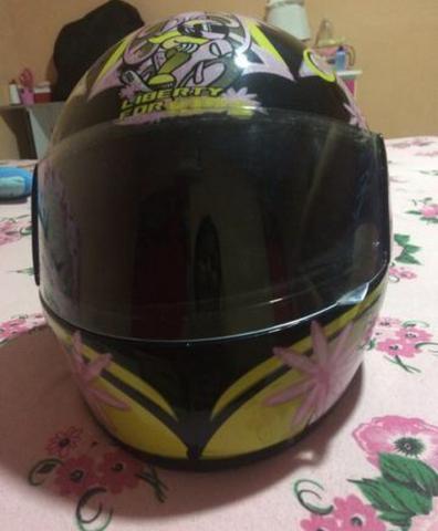 Capacete infantil