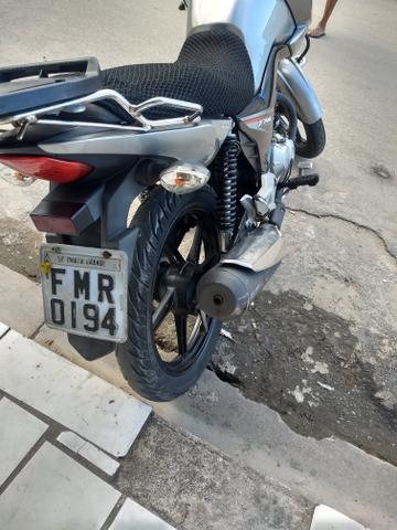 Vendo moto Honda fan 160cc - 2016