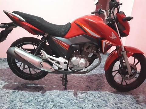 Vendo moto titan 160 completa - 2017