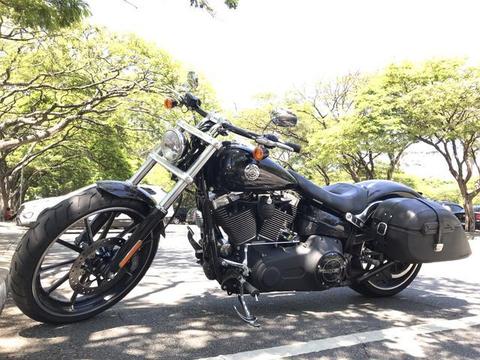Harley-Davidson Breakout - 2016