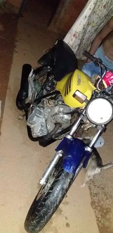 Vendo moto dafra para roça - 1999