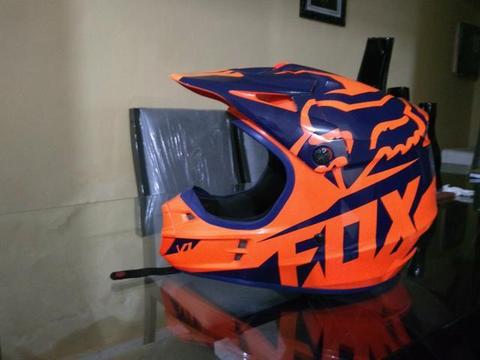 Capacete Fox v1