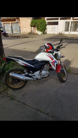 Cb 300 2015 - 2015