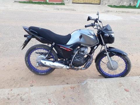 Vendo uma fan 125 2015 - 2015