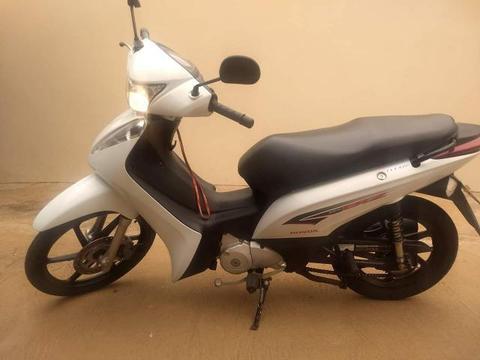 Biz 125 completa - 2015