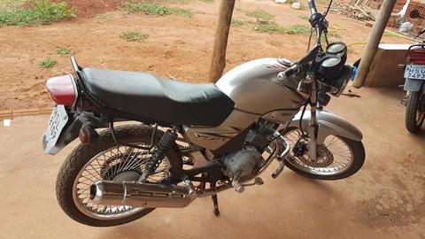 Moto ybr 1800reais - 2005