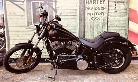 Softail Blackline FXS com abs - 2012