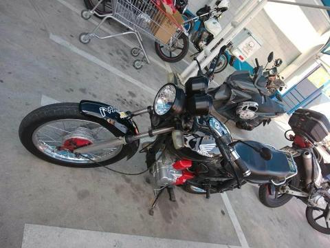 Vendo moto top - 2008