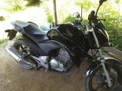 Cb 300 2014 - 2014