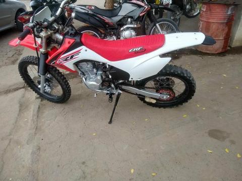 Vendo crf 230 - 2011