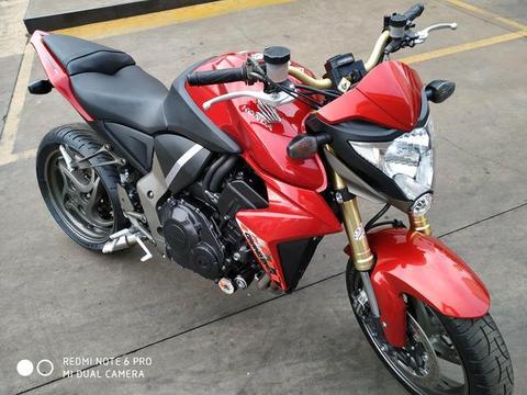 Moto CB1000R - 2013