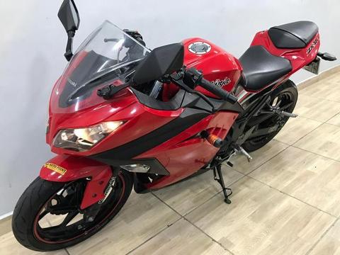 Kawasaki ninja 300 troco financio - 2014