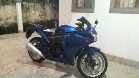 Moto Honda cbr250r - 2012