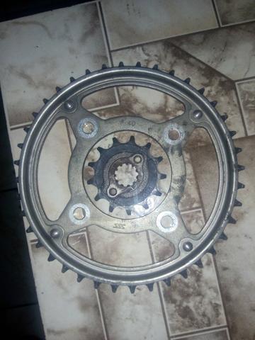 Cb twister 2016/2019 (coroa e pinhão originais)