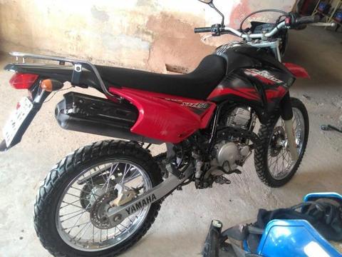 Moto Lander 250 ano 2012 / 2013. Valor 10.000 - 2013